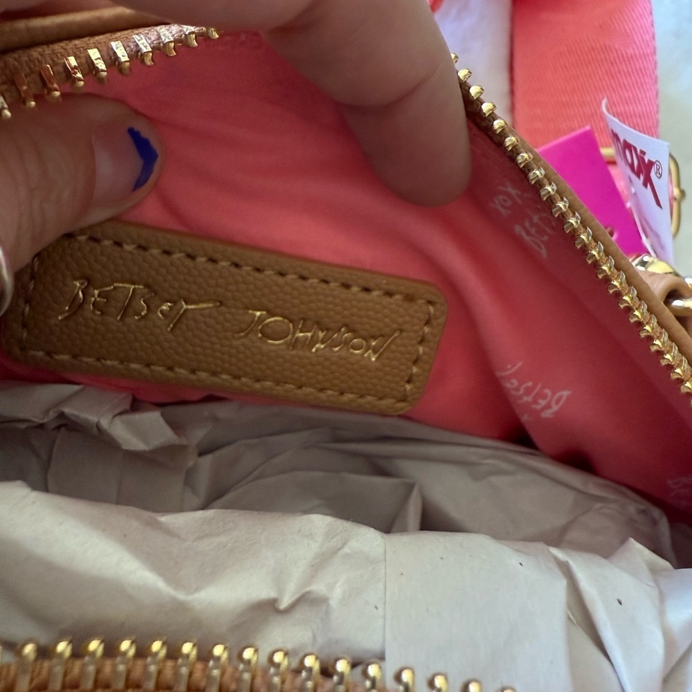 🎀🏈Betsey Johnson Kitsch Crossbody Football XOTOSS NWT 🏈🎀 - Picture 8 of 15